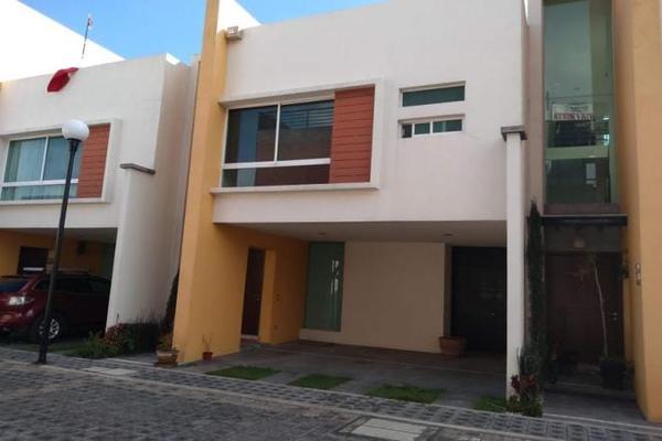 Foto de inmueble en  , Col. Santiago Momoxpan C.P. 72775, San Pedro Cholula