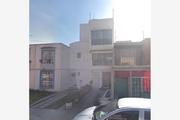 Foto de inmueble en  , Col. Santiago Teyahualco C.P. 54980, Tultepec