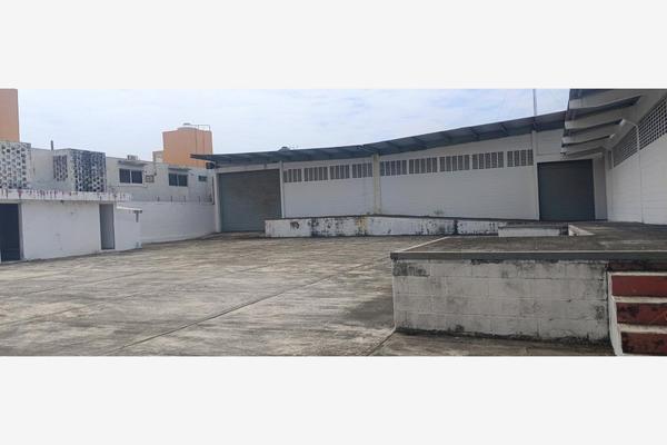 Foto de inmueble en Santos Pérez Abascal #0, Col. Ignacio Zaragoza C.P. 91910, Veracruz