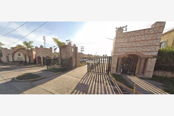 Foto de inmueble en SARIEGOS #110, Col. Real del Cid C.P. 55767, Tecámac