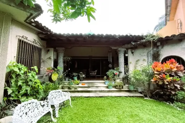 Foto de inmueble en SATURNO #1, Col. Jardines de Cuernavaca C.P. 62360, Cuernavaca
