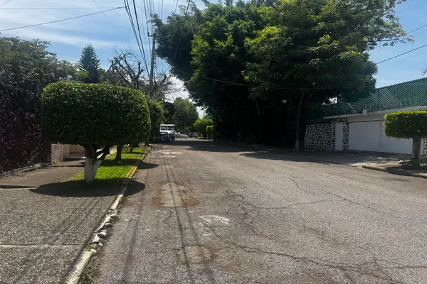 Foto de inmueble en Saturno #77, Col. Jardines de Cuernavaca C.P. 62360, Cuernavaca