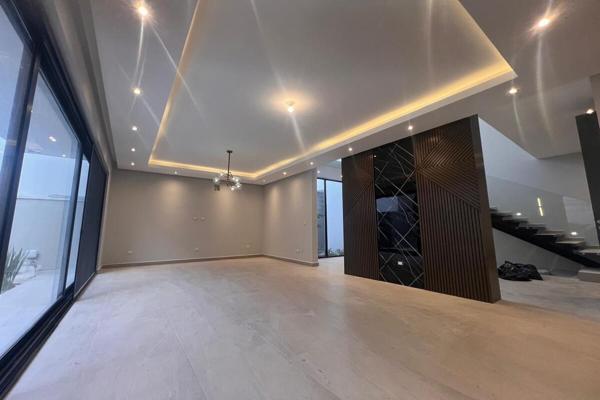 Foto de inmueble en Sauces, Col. El Uro Oriente C.P. 64985, Monterrey