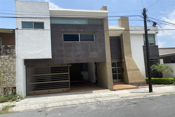 Foto de inmueble en SD, Col. Del Paseo Residencial C.P. 64920, Monterrey