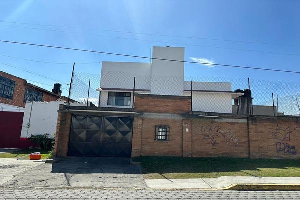 Foto de inmueble en SEBASTIAN LERDO DE TEJADA #80, Col. Coaxustenco C.P. 52140, Metepec