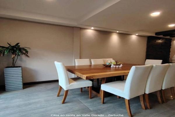 Foto de inmueble en Sección Lagos, Col. Valle Dorado C.P. 22890, Ensenada