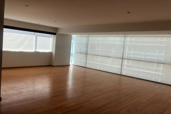 Foto de inmueble en Secretaria de la Marina, Col. Bosques de las Lomas C.P. 05120, Cuajimalpa de Morelos