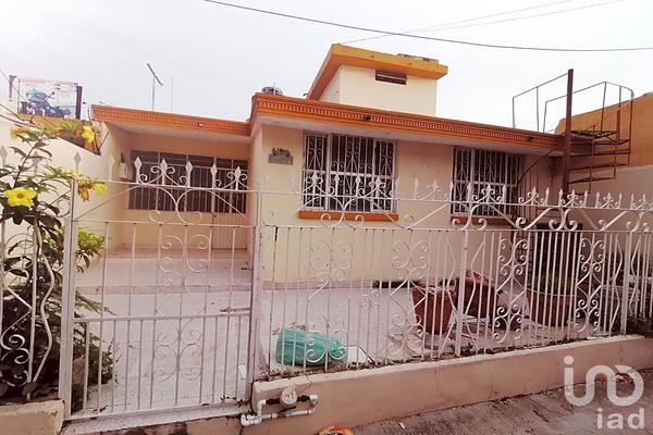 Foto de inmueble en sector k #102, Col. López Mateos C.P. 82140, Mazatlán