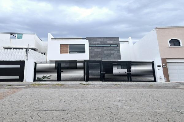Foto de inmueble en Senda del retiro, Col. Milenio III Fase B Sección 11 C.P. 76060, Querétaro