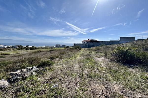 Foto de inmueble en Serenidad, Col. Villa las Rosas C.P. 22872, Ensenada