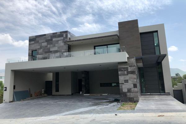 Foto de inmueble en  , Col. Sierra Alta 9o Sector C.P. 64989, Monterrey