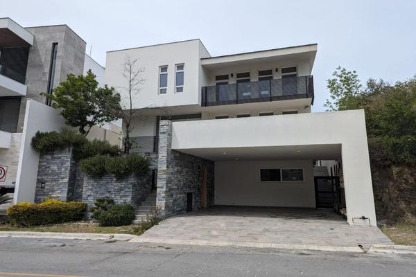 Foto de inmueble en  , Col. Sierra Alta 9o Sector C.P. 64989, Monterrey
