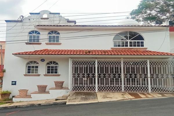 Foto de inmueble en Sierra de picachos, Col. Jardines de La Cruz C.P. 63168, Tepic