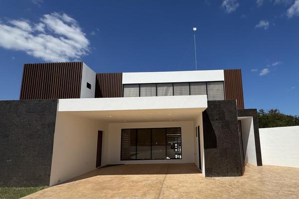 Foto de inmueble en  , Col. Sierra Papacal C.P. 97302, Mérida