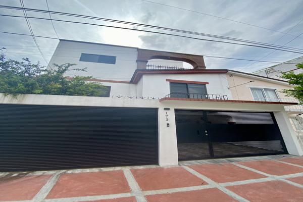 Foto de inmueble en Silvestre Aguilar Vargas 200  Colonial  Iztapalapa , Col. Colonial Iztapalapa C.P. 09270, Iztapalapa