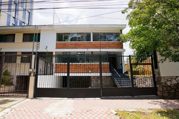Foto de inmueble en simon bolivar, Col. Americana C.P. 44160, Guadalajara