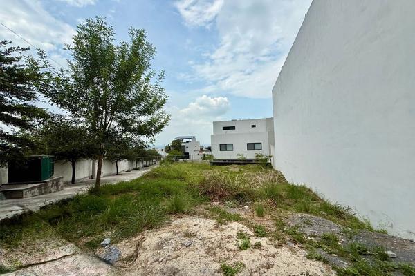 Foto de inmueble en Sin calle, Col. Cumbres Elite 8vo Sector C.P. 64349, Monterrey