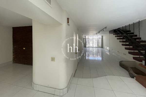 Foto de inmueble en Sin calle, Col. Vista Hermosa C.P. 64620, Monterrey