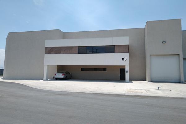 Foto de inmueble en Sin Nombre, Col. Santa Rosa C.P. 66607, Apodaca