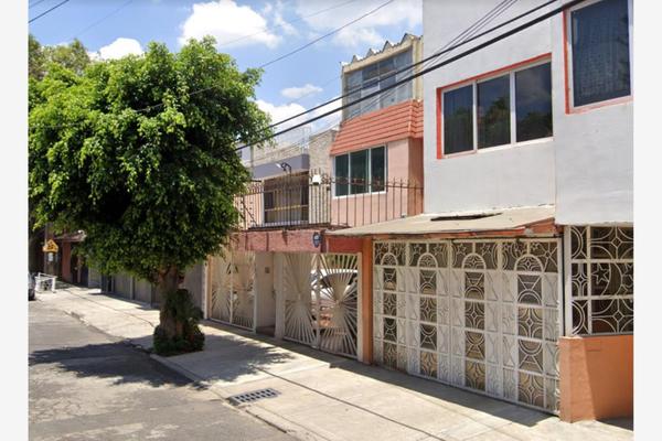 Foto de inmueble en  , Col. Sinatel C.P. 09470, Iztapalapa