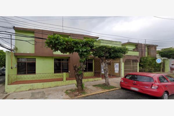 Foto de inmueble en Sindicato de Agricultura #00, Col. Adolfo Lopez Mateos C.P. 86040, Centro