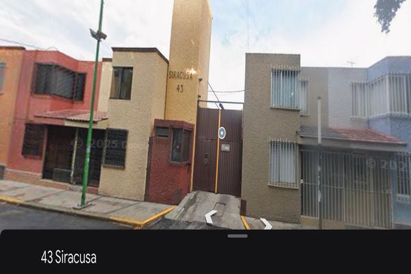Foto de inmueble en Siracusa, Col. Lomas Estrella C.P. 09890, Iztapalapa