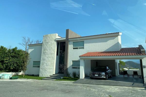 Foto de inmueble en SN, Col. Bosquencinos C.P. 64979, Monterrey