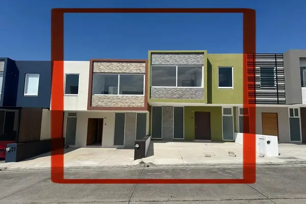 Foto de inmueble en Sn, Col. Cañadas del Bosque C.P. 58200, Morelia