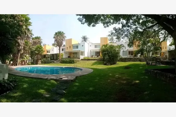 Foto de inmueble en SN, Col. Cantarranas C.P. 62448, Cuernavaca