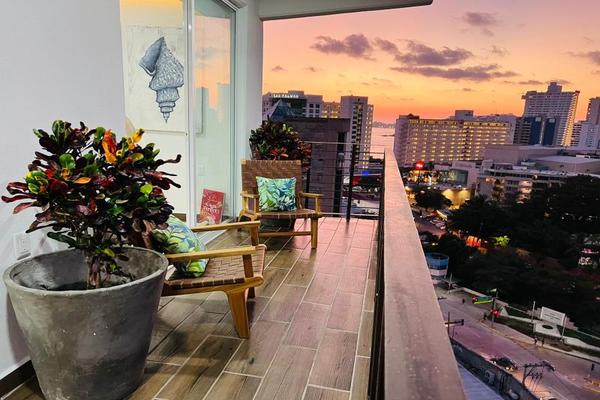 Foto de inmueble en sn, Col. Condesa C.P. 39690, Acapulco de Juárez