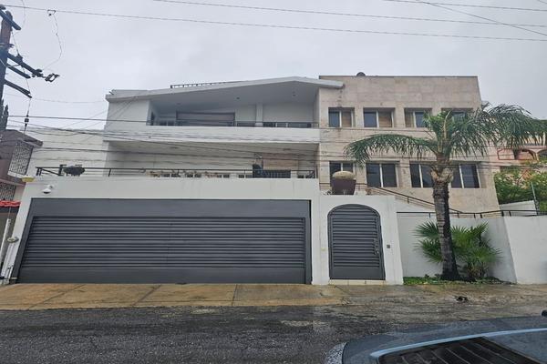 Foto de inmueble en Sn, Col. Country Sol C.P. 67174, Guadalupe