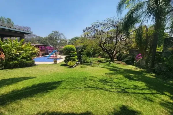 Foto de inmueble en SN, Col. Las Quintas C.P. 62450, Cuernavaca