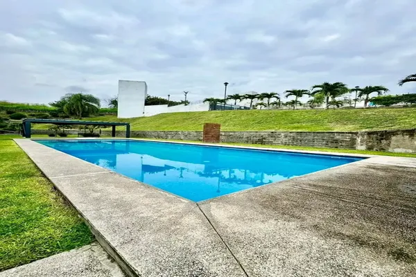 Foto de inmueble en SN, Col. Lázaro Cárdenas C.P. 62080, Cuernavaca