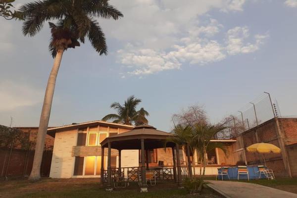 Foto de inmueble en Sn, Col. Tres de Mayo C.P. 62763, Emiliano Zapata