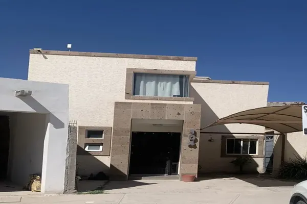 Foto de inmueble en sol #100, Col. Ampliación Senderos C.P. 27018, Torreón