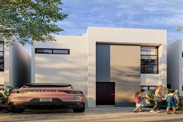 Foto de inmueble en Solana, Col. Tixcacal Opichen C.P. 97249, Mérida