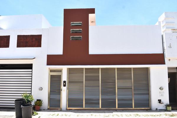 Foto de inmueble en  , Col. Supermanzana 312 C.P. 77533, Benito Juárez