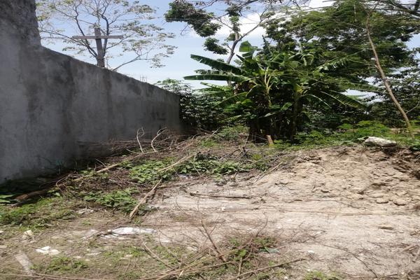 Foto de inmueble en  , Col. Sur 1ra. Sección C.P. 86658, Comalcalco