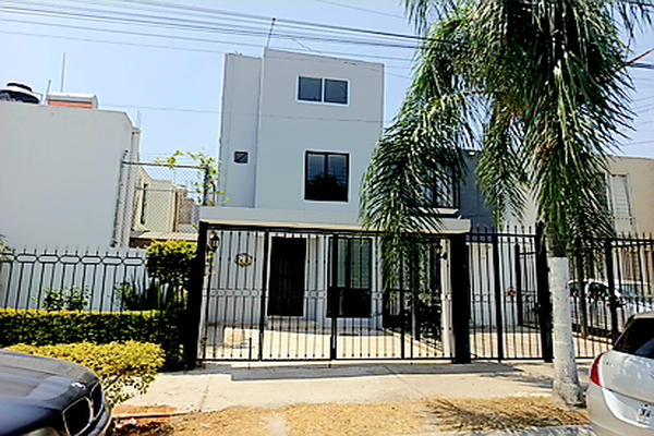 Foto de inmueble en T, Col. Villas de Zapopan C.P. 45130, Zapopan