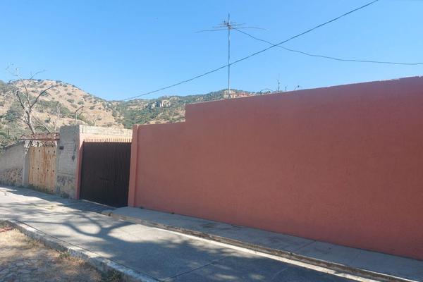 Foto de inmueble en Tabachin #66, Col. Lomas de Montechelo (El Pedregal) C.P. 45200, Zapopan