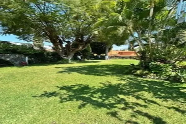 Foto de inmueble en tabachines #-, Col. Club de golf Tabachines C.P. 62498, Cuernavaca