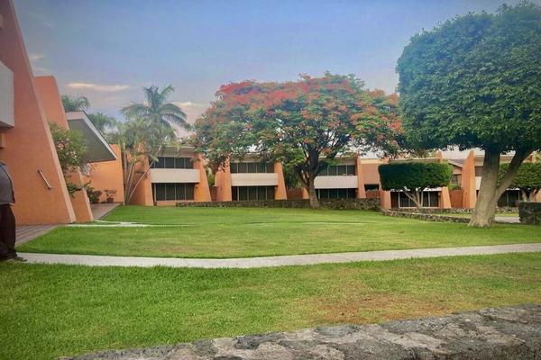 Foto de inmueble en Tabachines, Col. Tabachines C.P. 62498, Cuernavaca