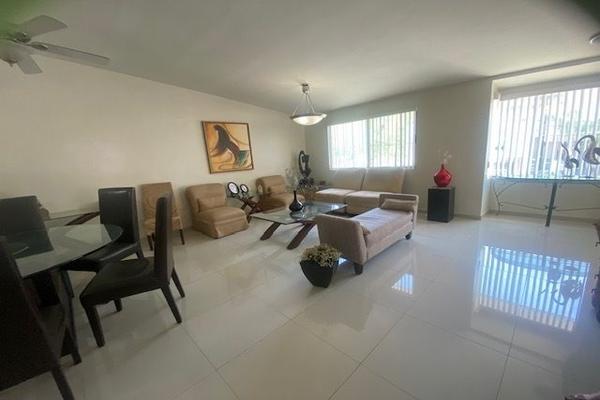 Foto de inmueble en Taltivio, Col. Las Cumbres 5 Sector B C.P. 64619, Monterrey