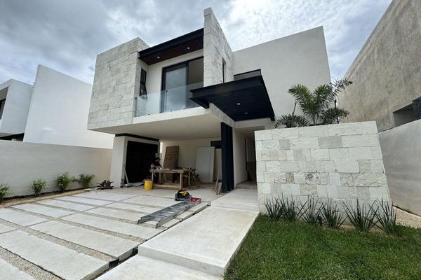Foto de inmueble en tamara, Col. Dzibilchaltún C.P. 97305, Mérida
