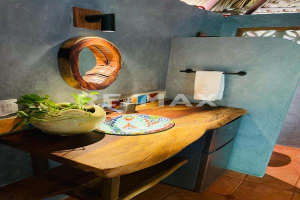 Foto de inmueble en TAMARINDOS, Col. Puerto Escondido (Puerto Escondido) C.P. 71989, San Pedro Mixtepec -Dto. 22 -