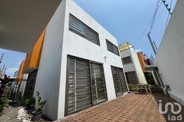 Foto de inmueble en TAMAULIPAS #157, Col. Chapultepec C.P. 62360, Cuernavaca