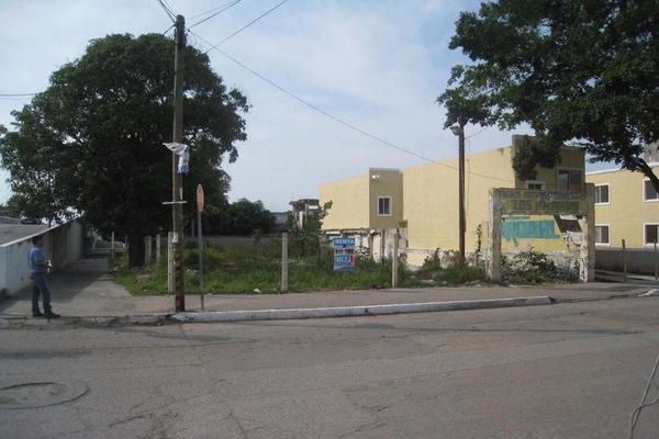 Foto de inmueble en  , Col. Tamaulipas C.P. 89060, Tampico