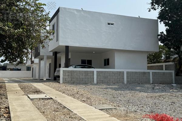 Foto de inmueble en  , Col. Tampico Altamira C.P. 89605, Altamira