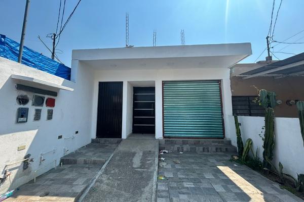 Foto de inmueble en  , Col. Tamulte de las Barrancas C.P. 86150, Centro