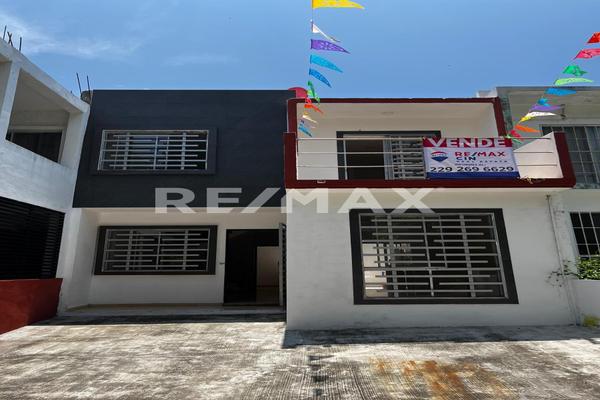Foto de inmueble en Tapacamino, Fraccionamiento Residencial del Bosque, Col. Tejería C.P. 91697, Veracruz